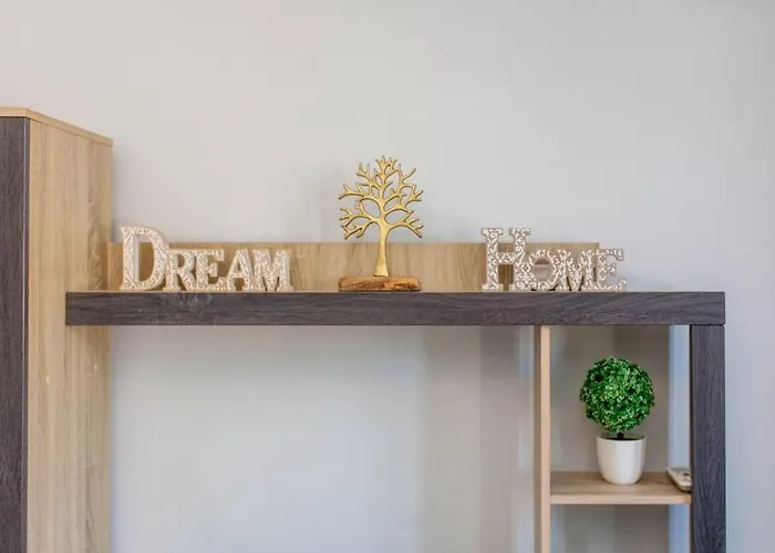 Neoria Apartment