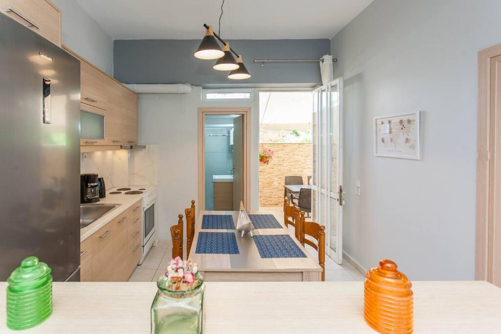 Neoria Apartment